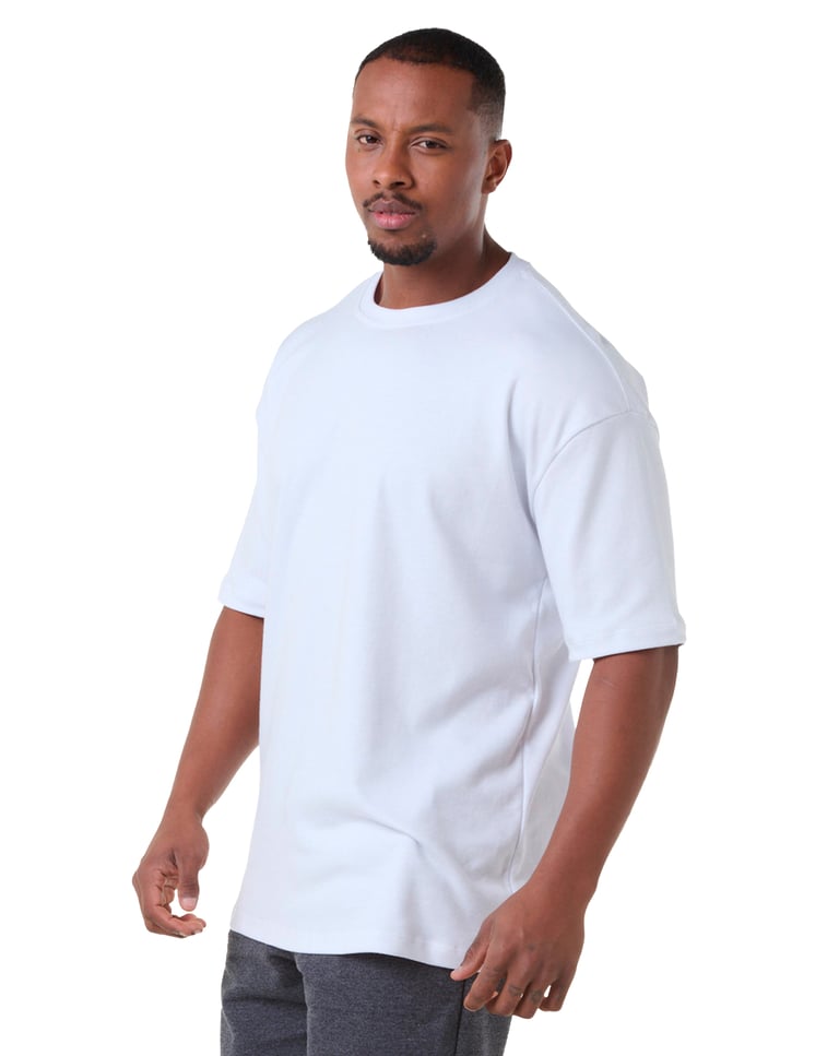 Kit 3 Camisetas Oversized Masculinas - Branco + Preto + Azul Marinho