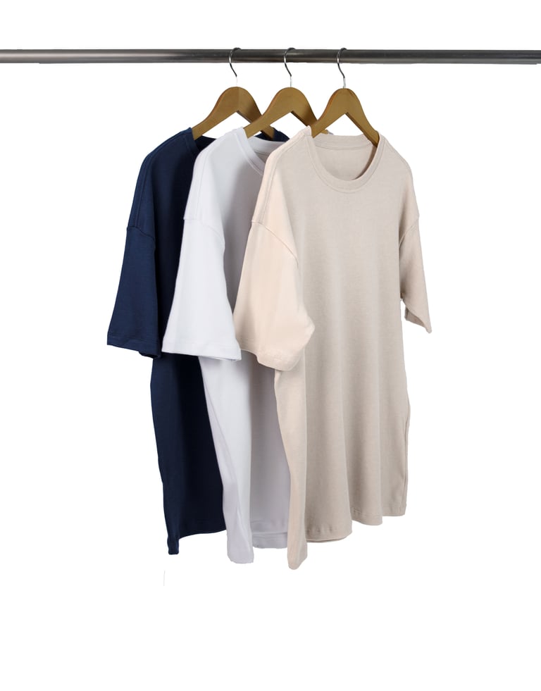 Kit 3 Camisetas Oversized Masculinas - Areia + Azul Marinho + Branco